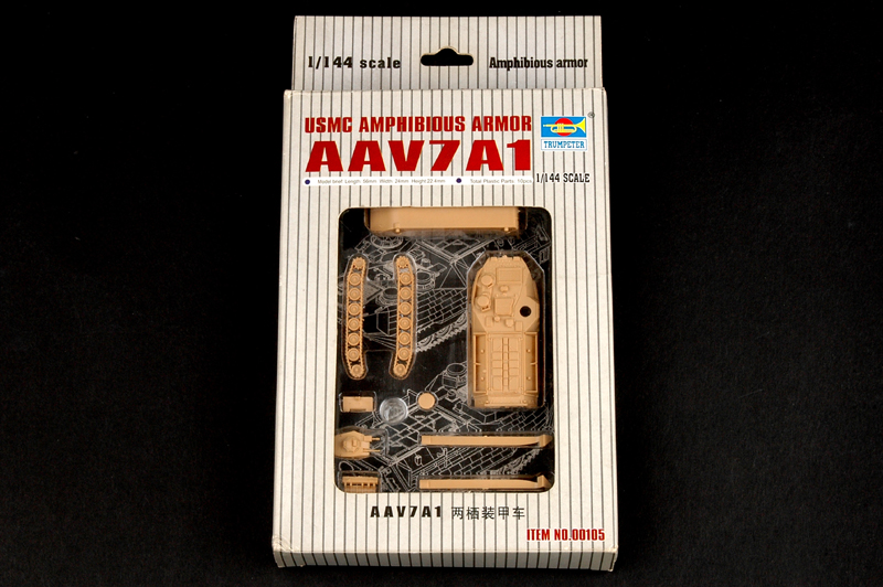 AAV7A1兩棲裝甲車     00105